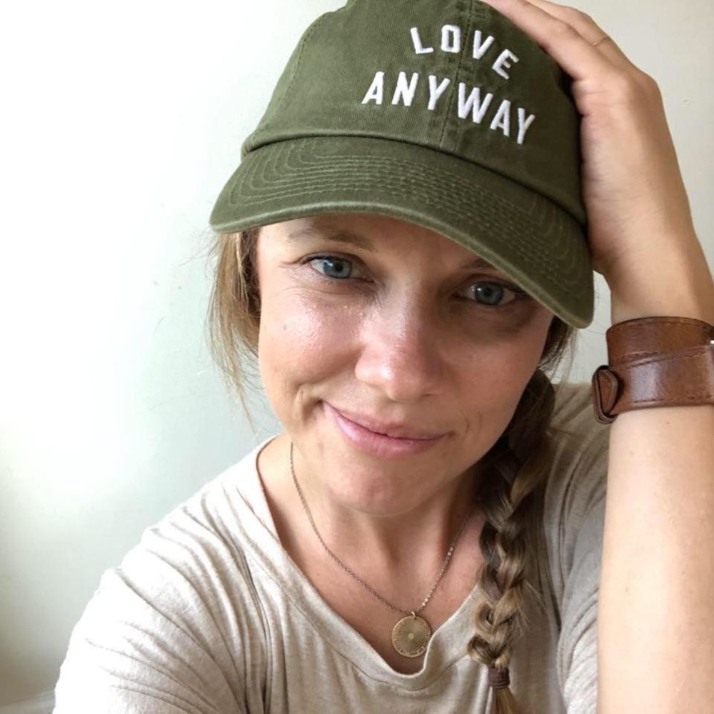 Meet your Posher, Dana